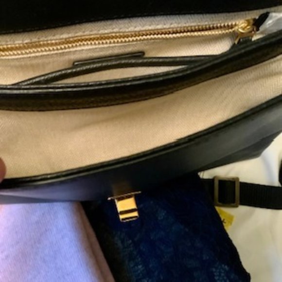 Tory Burch Black Shoulder Bag with Gold Chain Detail - Picture 8 of 8